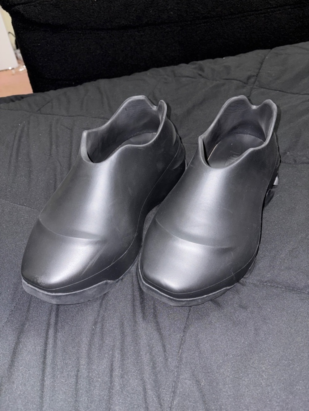 COPY-Givenchy clogs